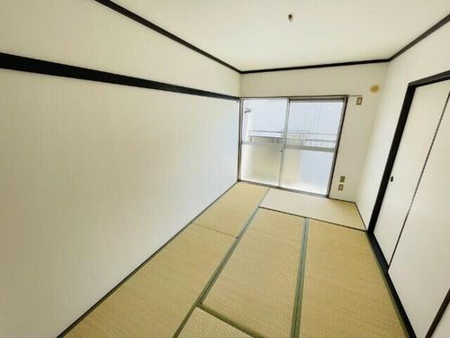 タウニー小崎の居間