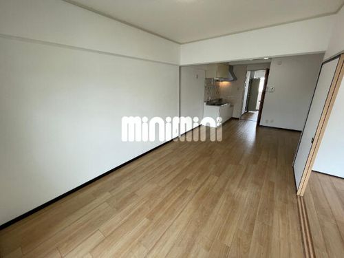 ハイツ平井の居間