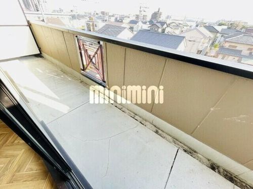 エステート長茂の内装