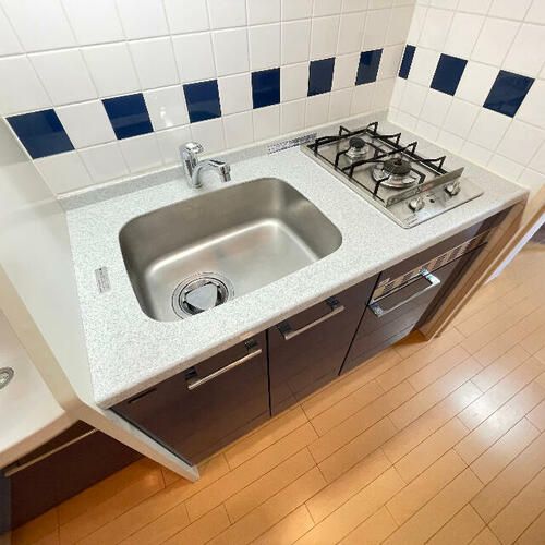 プレサンス泉シティアークのキッチン