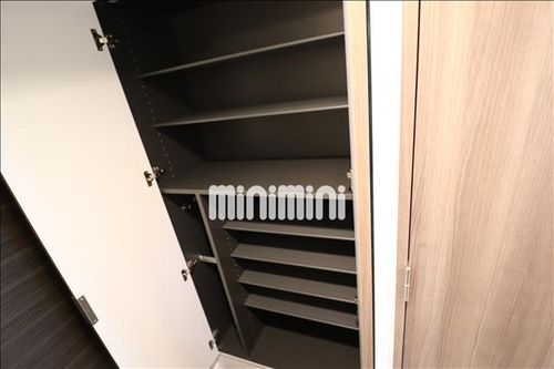 プレサンス丸の内リラティの内装