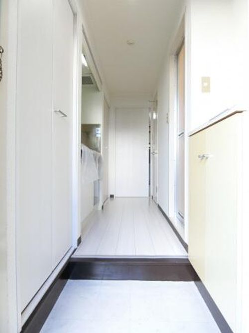 フレンズハイム光栄の玄関