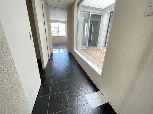 白川公園パークマンションの玄関