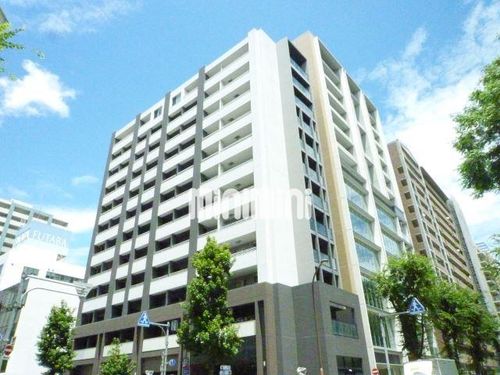 白川公園パークマンションの外観