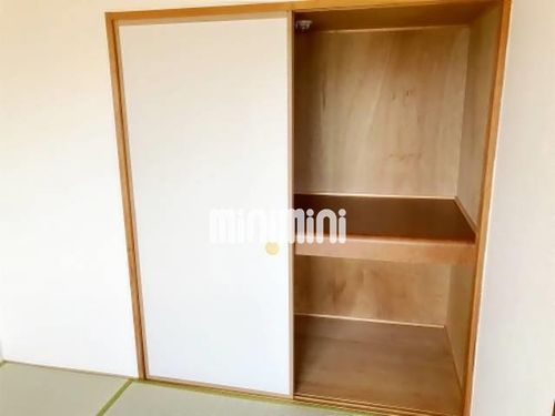 グリーンヒル岡弥の内装