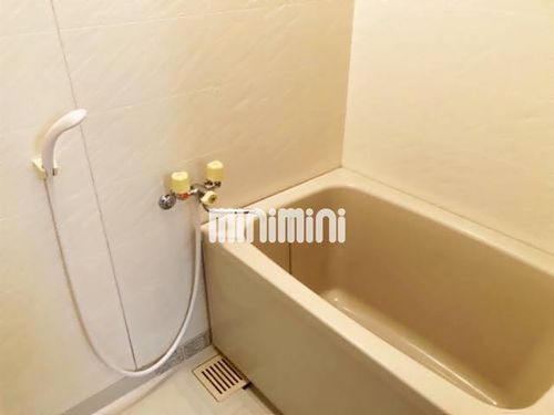 グリーンヒル岡弥の風呂