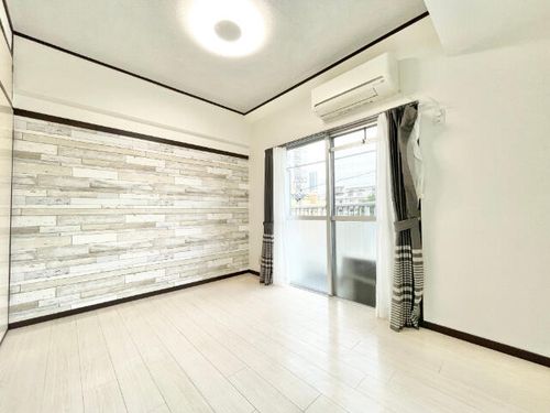 コーポみゆきの居間