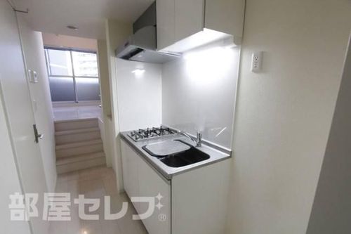 HUMMING LIFE栄生のキッチン