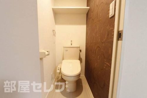 HUMMING LIFE栄生の内装