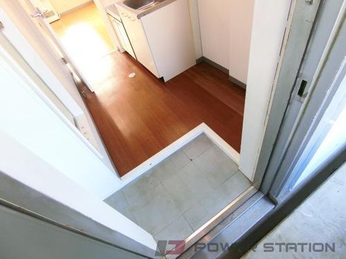 ライフアベニューの玄関