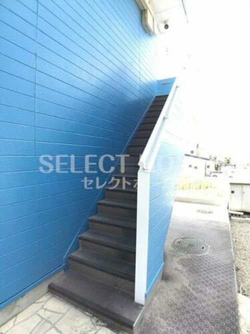 ジュネス芦谷1-2の玄関