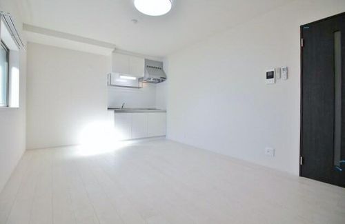 フジパレス東羽倉崎町の居間