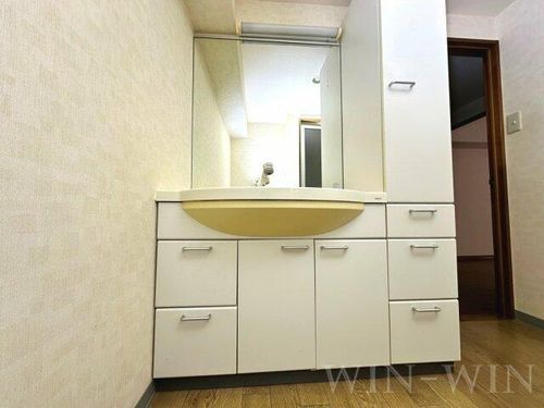 プランドール THREE201の内装