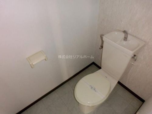 ローファス小島308の内装