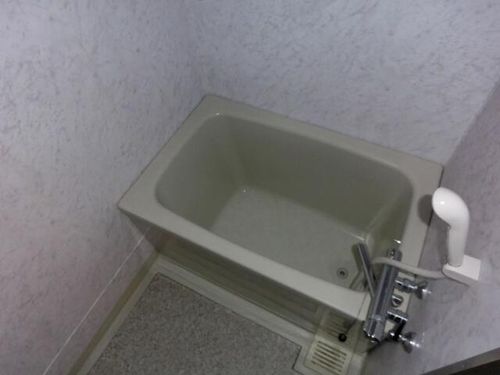 ローファス小島308の風呂