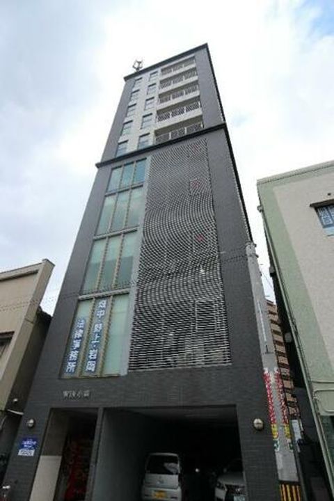 WIN小倉の外観