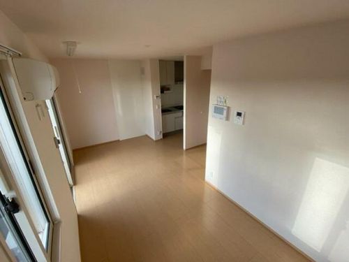 セジュールAMIKAⅢの居間