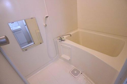 ヴィラ若木の風呂