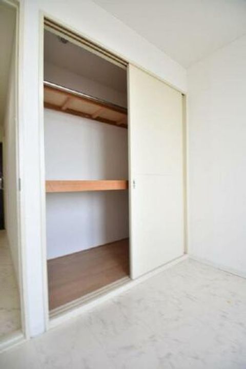 ヒルトップ西岡202の内装