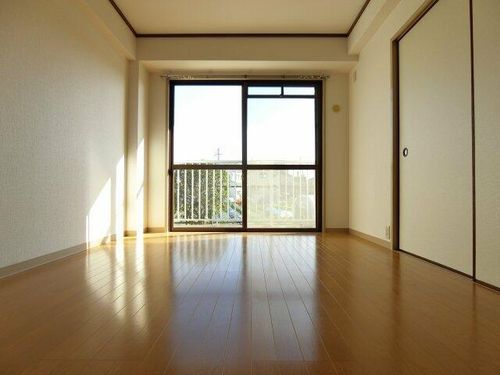 グランドハイツ杉田Iの内装