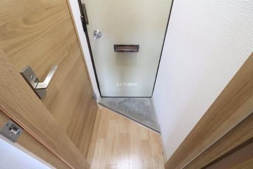 サン・シャインの玄関