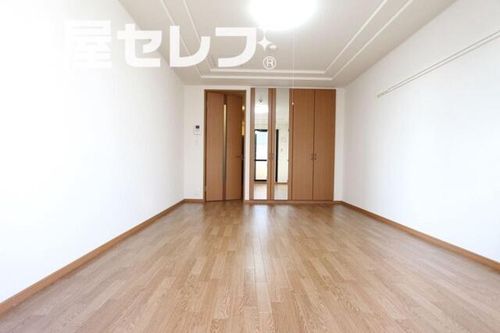ルーエンハイム切戸102の内装