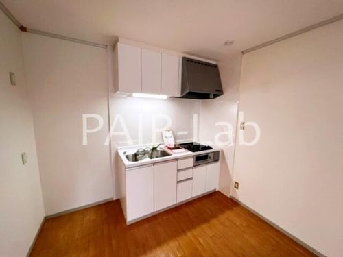 ビラ国分寺 B棟のキッチン