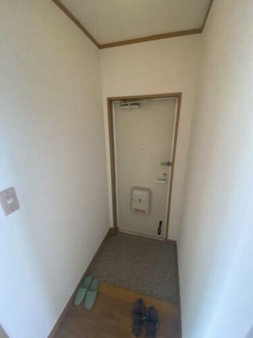 ゾナ・フーテ深沢の玄関