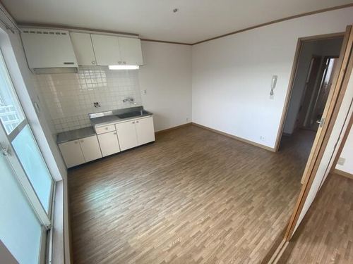 ゾナ・フーテ深沢の居間