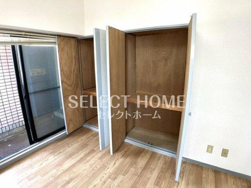 シプエビル404の内装