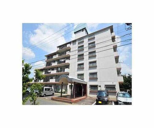 プライム八田の外観