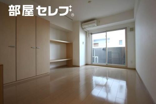 ドゥーエ大須0803の内装