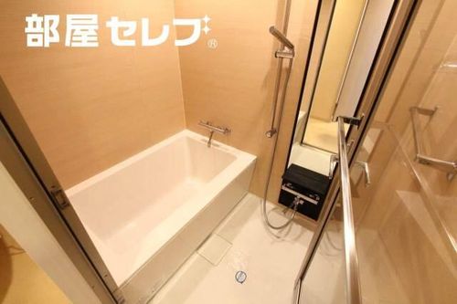 ドゥーエ大須0803の風呂