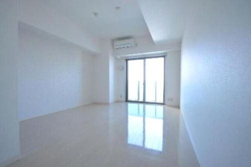 第15フクマルビルの内装