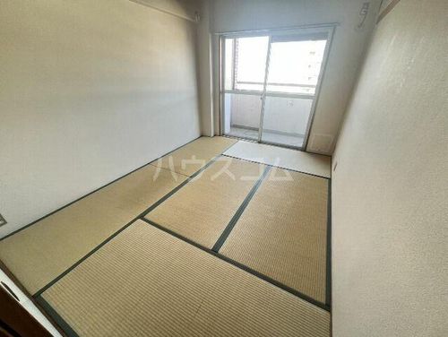 ライオンズマンション堀川1107の内装