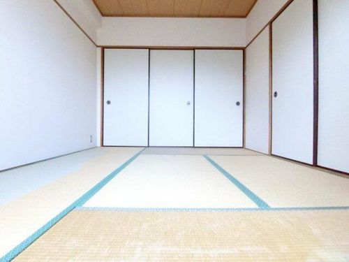 バルカン富田林の内装