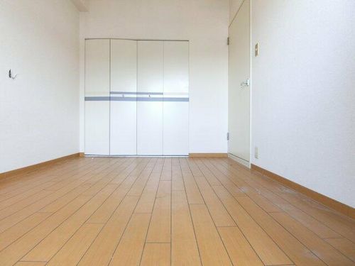 バルカン富田林の内装