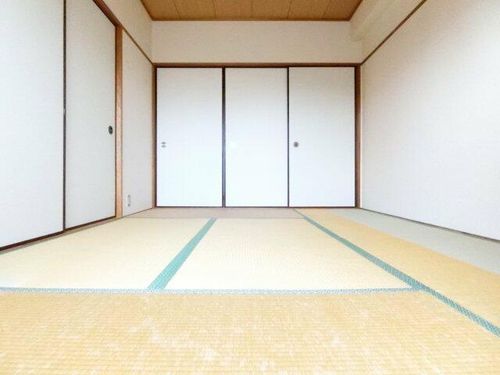 バルカン富田林の内装