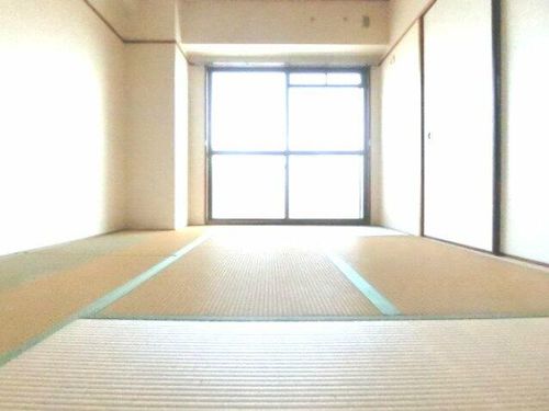 バルカン富田林の内装