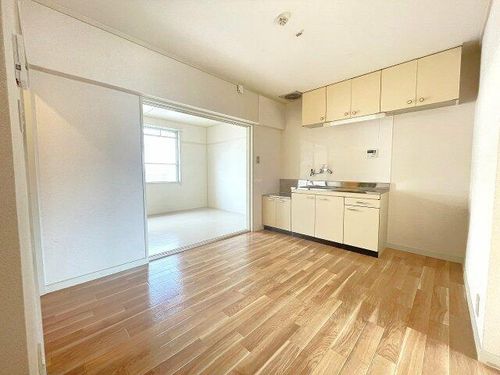 大阪府大阪市東淀川区下新庄6丁目(マンション)の賃貸物件の居間