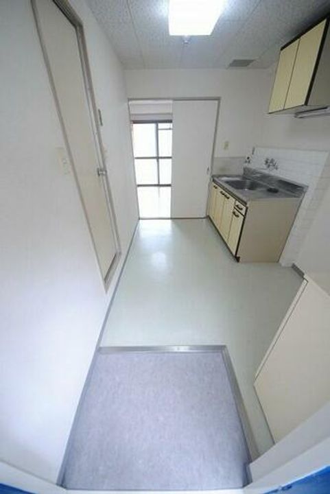 シャンブル望月の玄関