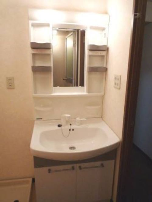 STプラザ御器所の内装