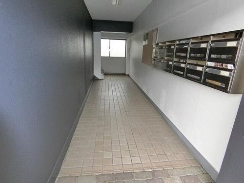 FLAT34茨木313の玄関