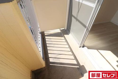 ビラ三秀向山302の内装
