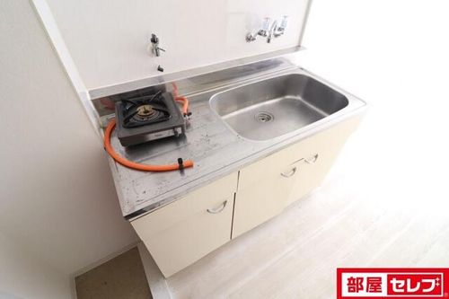 ビラ三秀向山302のキッチン