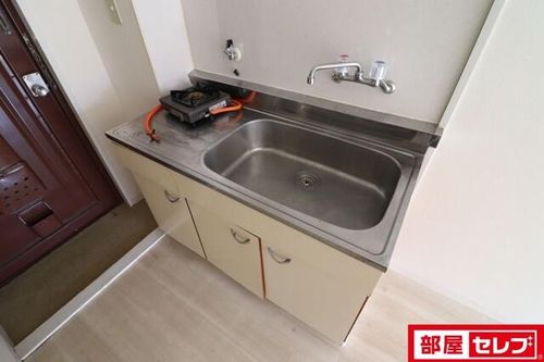 ビラ三秀向山302のキッチン