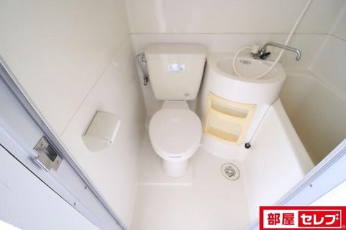 ビラ三秀向山302の内装