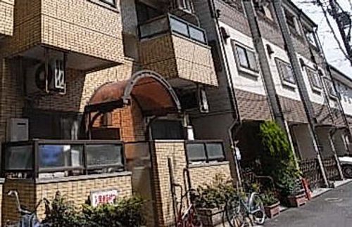 リベラル日之出の玄関