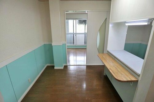 ハイツハピネスの居間