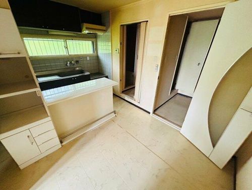 ハイツハピネスの居間